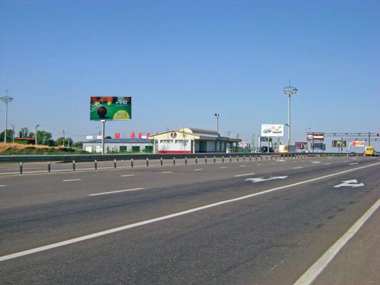 Щит 6x3, Овидиопольская дорога - остановка "Промрынок "7км", из города к Кругу ГАИ Щит 6x3, Овидиопольская дорога - остановка "Промрынок "7км", из города к Кругу ГАИ