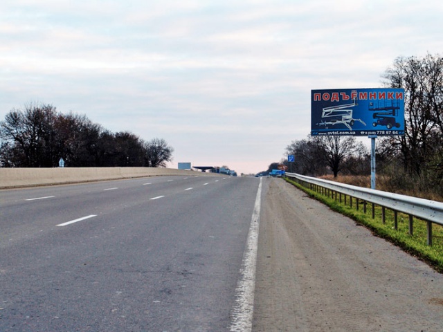 Щит 6x3, До Клеверного моста из Киева (454+600), к ТЦ "Клеверный", 16.5 км. до КПП Щит 6x3, До Клеверного моста из Киева (454+600), к ТЦ "Клеверный", 16.5 км. до КПП